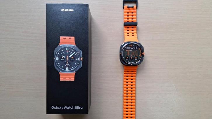 Samsung Galaxy Watch Ultra – 47mm – Zwart/Oranje, Sieraden, Tassen en Uiterlijk, Sporthorloges, Zo goed als nieuw, Android, Zwart