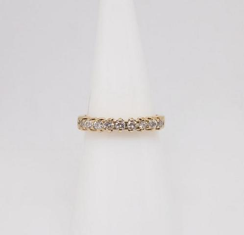 18 karaat geelgoud met 9 diamanten(0,45ct), maat 50, Sieraden, Tassen en Uiterlijk, Ringen, Zo goed als nieuw, Dame, Kleiner dan 17