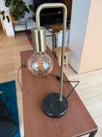 Kwantum Tafellamp Daphne Goud, Huis en Inrichting, Lampen | Tafellampen, Ophalen, Zo goed als nieuw, Metaal, Minder dan 50 cm