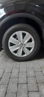 VW wieldoppen zgan !, Auto diversen, Wieldoppen, Ophalen of Verzenden, Zo goed als nieuw