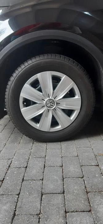 VW wieldoppen zgan !, Auto diversen, Wieldoppen, Zo goed als nieuw, Ophalen of Verzenden