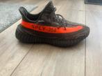 Adidas Yeezy Boost 350 V2 Carbon Beluga, Kleding | Heren, Schoenen, Ophalen of Verzenden, Zo goed als nieuw, Zwart, Sneakers of Gympen