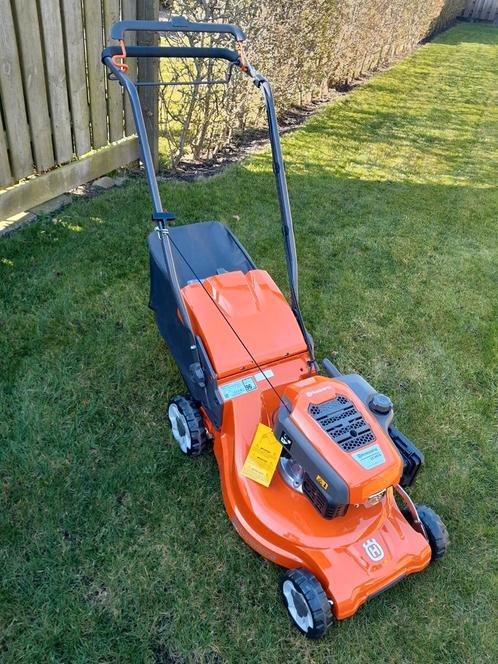 LC247S, Tuin en Terras, Grasmaaiers, Nieuw, Cirkelmaaier, Ophalen of Verzenden