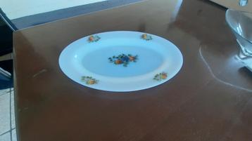  	 bord vintage beschikbaar voor biedingen