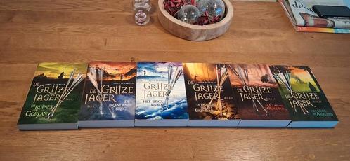 6x De Grijze Jager, Boeken, Fantasy, Gelezen, Ophalen of Verzenden