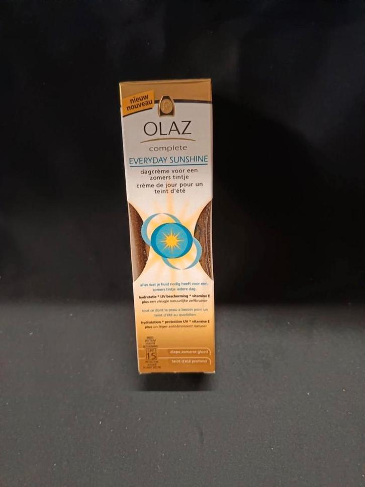 Olaz Everyday Sunshine Dagcrème, Sieraden, Tassen en Uiterlijk, Uiterlijk | Cosmetica en Make-up, Nieuw, Make-up, Gehele gezicht