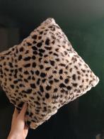 panterprint kussen, nieuw. Villa volance, 'nieuw', Huis en Inrichting, Ophalen, Nieuw, Beige, Vierkant