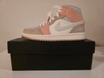 Nike Jordan 1 Mid Milan 37.5 Nieuw in Doos, Kleding | Dames, Schoenen, Beige, Nike, Nieuw, Ophalen of Verzenden