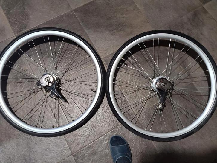 Fiets wielen set 28inch met schimano nexus 7 en naafdynamo, Fietsen en Brommers, Fietsonderdelen, Algemeen, Wiel, Ophalen of Verzenden