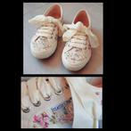 Feestelijke Vintage sneaker ZOOClassic -wit borduurse  mt 37, Wit, Ophalen of Verzenden, Sneakers of Gympen, Gedragen