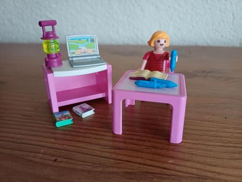 Playmobil meisjeskamer, Kinderen en Baby's, Speelgoed | Playmobil, Zo goed als nieuw, Ophalen of Verzenden