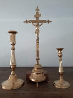 Kruis, Antiek en Kunst, Ophalen