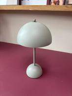 Verner Panton &tradition VP9 Tafellamp, Huis en Inrichting, Lampen | Tafellampen, Ophalen, Zo goed als nieuw, Metaal, Minder dan 50 cm
