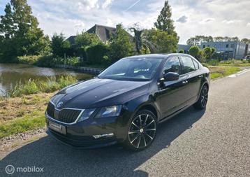 Skoda Octavia 1.0 TSI / Navi / Carplay / 18' velgen beschikbaar voor biedingen