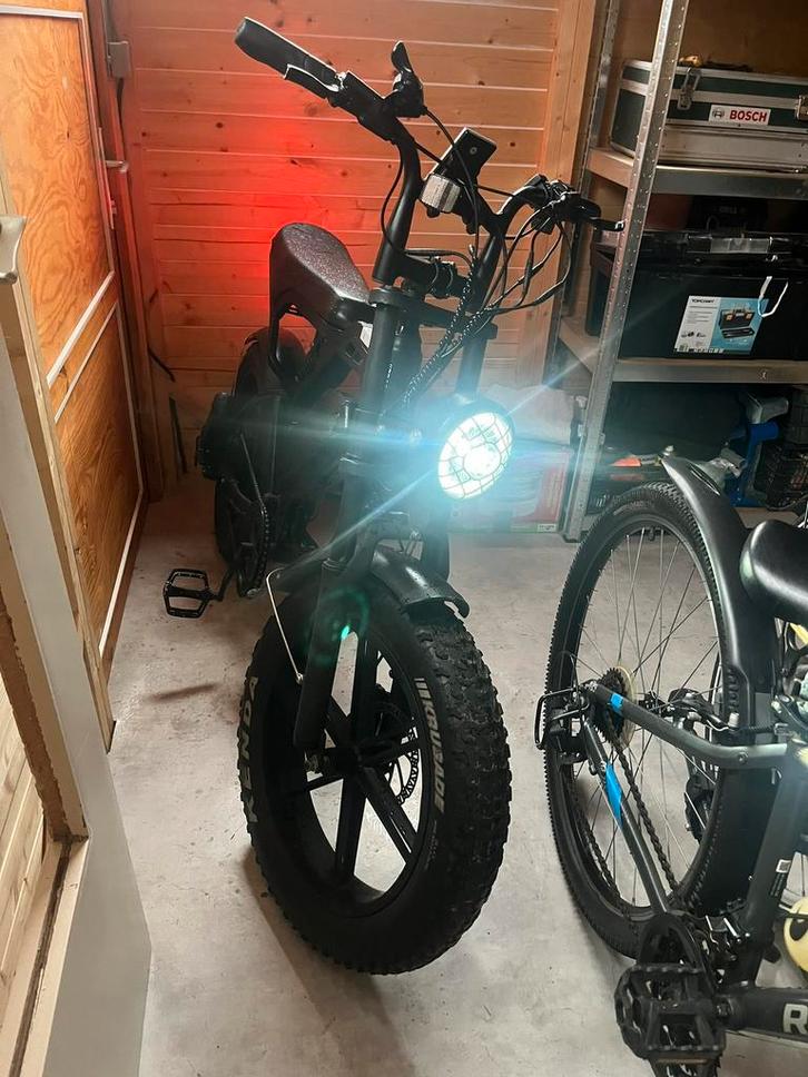 Fatbike V20, Fietsen en Brommers, Brommers | Tomos, Zo goed als nieuw, Overige modellen, Ophalen