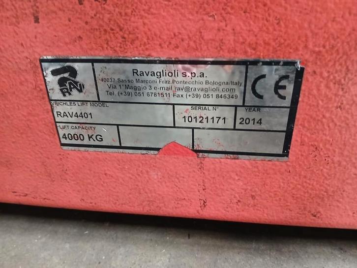 Ravaglioli Hefbrug 4 koloms 4000 kg apk brug met middenkrik, Auto diversen, Autogereedschap, Gebruikt, Ophalen