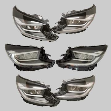 TOYOTA AYGO, GEBRUIKTE ORIGINELE XENON LED KOPLAMPEN beschikbaar voor biedingen