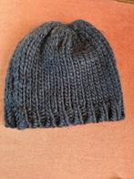 Zwarte gebreide muts One Size Hema, Kleding | Dames, Mutsen, Sjaals en Handschoenen, Hema, Ophalen of Verzenden, Gedragen, Muts