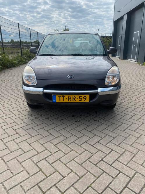 Daihatsu Sirion 1.0 AUT  Grijs, Auto's, Daihatsu, Bedrijf, Sirion, Benzine, Hatchback, Automaat, Origineel Nederlands, Zilver of Grijs