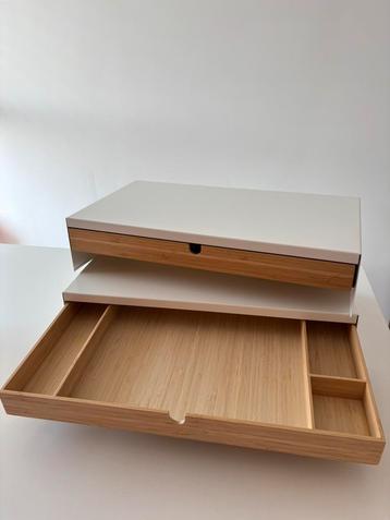 Ikea laptop verhoger met opbergruimte 2x beschikbaar voor biedingen