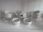 Riverdale Theepot + 6 kop en schotels, Keramiek, Ophalen of Verzenden, Zo goed als nieuw, Overige stijlen