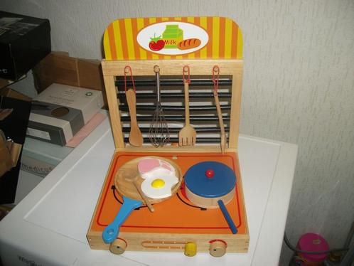 Kookplaat met toebehoren, Kinderen en Baby's, Speelgoed | Houten speelgoed, Gebruikt, Overige typen, Ophalen of Verzenden