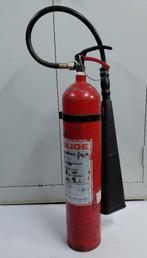 Oude brandblusser, Ophalen, Gebruikt, Brandblusser