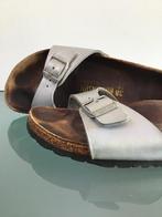 GRATIS VERZENDEN | BIRKENSTOCK zilveren slippers 38, Kleding | Dames, Schoenen, Slippers, Zo goed als nieuw, Birkenstock, Verzenden