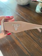 Roze zonnebril met zilvere details, Sieraden, Tassen en Uiterlijk, Zonnebrillen en Brillen | Dames, Nieuw, Overige merken, Zonnebril
