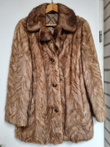 Dames bontjas (maat 40 / 42) beschikbaar voor biedingen