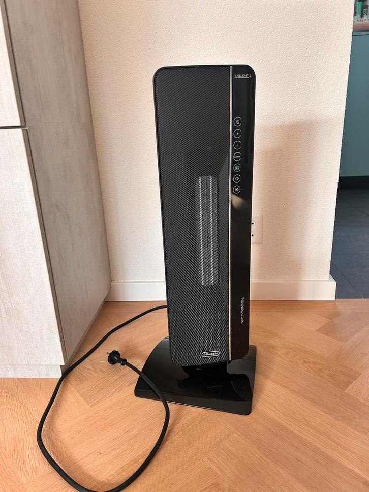 DeLonghi TCH8993ER.BC Ventilatorkachel - Zwart, Witgoed en Apparatuur, Ventilatoren, Zo goed als nieuw, Vloerventilator, Ventilator met afstandsbediening