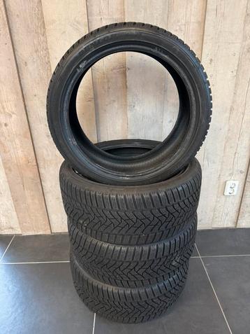Set Dunlop WinterSport 5 225/40/18 zgan 9.0 mm profiel! beschikbaar voor biedingen