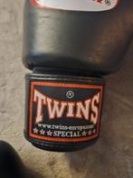 Twins special echt leer 10 oz, Ophalen of Verzenden, Gebruikt, Bokshandschoenen