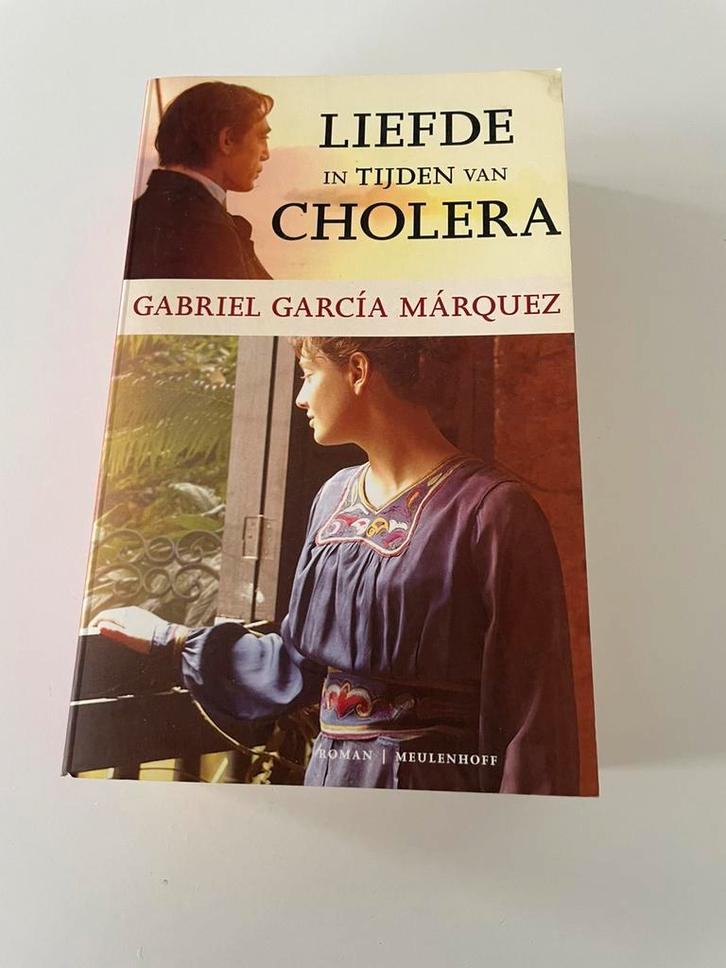 Gabriel García Márquez - Liefde in tijden van cholera, Boeken, Literatuur, Gelezen, Ophalen of Verzenden