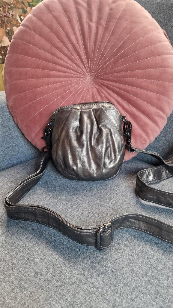 Depeche schoudertasje, Sieraden, Tassen en Uiterlijk, Tassen | Schoudertassen, Zo goed als nieuw, Bruin, Ophalen of Verzenden