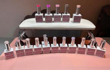 17 flesjes Biab Beautylabel beschikbaar voor biedingen