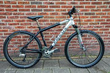 Mountainbike Focus met 27 versnellingen ( +/- 165 - 170 cm ) beschikbaar voor biedingen