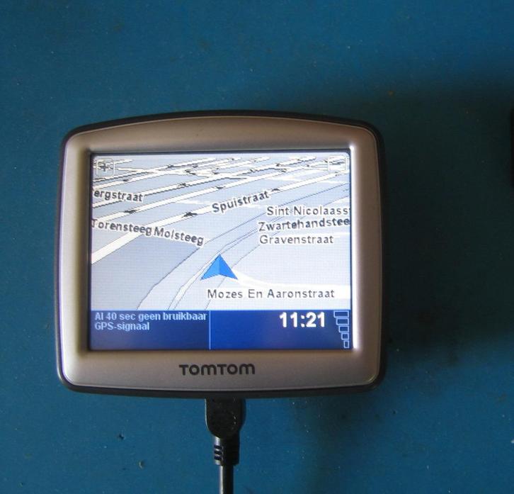 TomTom "ONE" met extra's, Auto diversen, Autonavigatie, Zo goed als nieuw, Ophalen of Verzenden