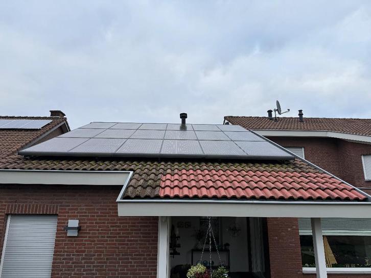 Zonnepanelen met Omvormer, Doe-het-zelf en Verbouw, Zonnepanelen en Toebehoren, Gebruikt, Compleet systeem, 200 wattpiek of meer