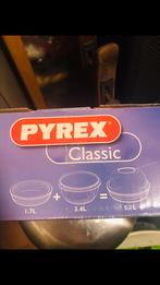 pyrex classic ovenschaal nieuw in doos 3 stuks, Ophalen, Nieuw, Rond, Glas