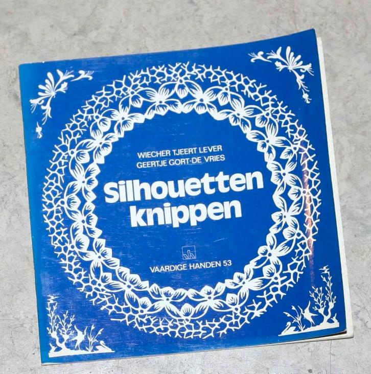 Silhouetten Knippen vh53, Boeken, Hobby en Vrije tijd, Zo goed als nieuw, Overige onderwerpen, Geschikt voor kinderen, Ophalen of Verzenden