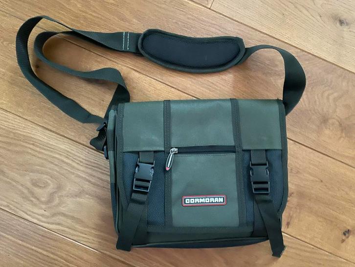 Cormoran Klein Vis Tas, Watersport en Boten, Hengelsport | Algemeen, Zo goed als nieuw, Koffer of Tas, Ophalen of Verzenden