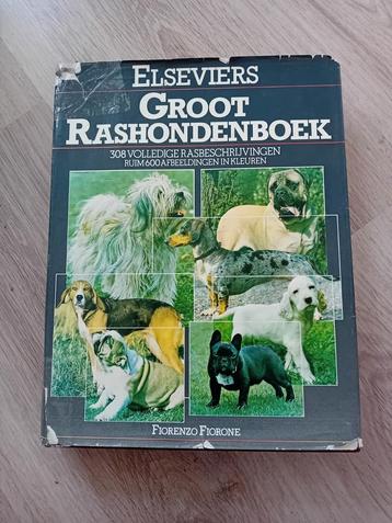 Groot rashondenboek beschikbaar voor biedingen
