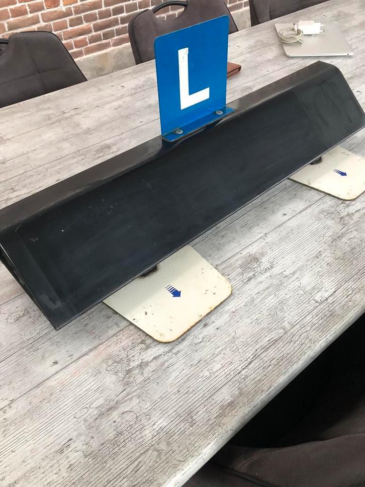 Te koop lesauto bord met magneet verjo, Auto diversen, Auto-accessoires, Gebruikt, Ophalen of Verzenden