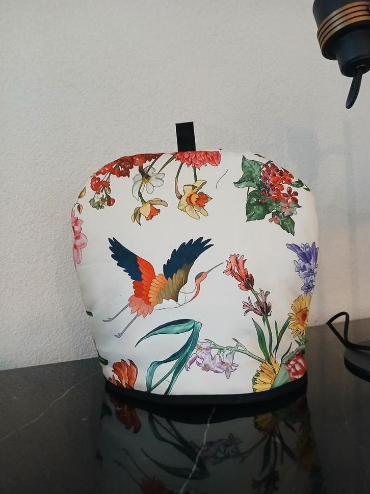 Theemuts met vogels en bloemenprint omkeerbaar € 14,00 van, Huis en Inrichting, Keuken | Keukenbenodigdheden, Nieuw, Ophalen of Verzenden