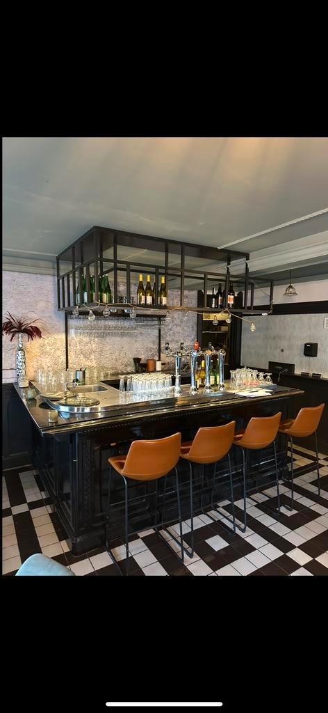 Prachtige klassieke bar, Huis en Inrichting, Barren, Ophalen of Verzenden