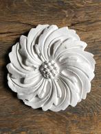 Nr17) rozet ornament bloem met luchtbelletjes 11.5Cm gips, Ophalen of Verzenden