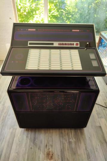 Rock-Ola 453 Jukebox – Compleet & Optisch in Goede Staat beschikbaar voor biedingen