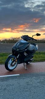 Yamaha aerox 70cc, Fietsen en Brommers, Ophalen of Verzenden, Zo goed als nieuw, Aerox