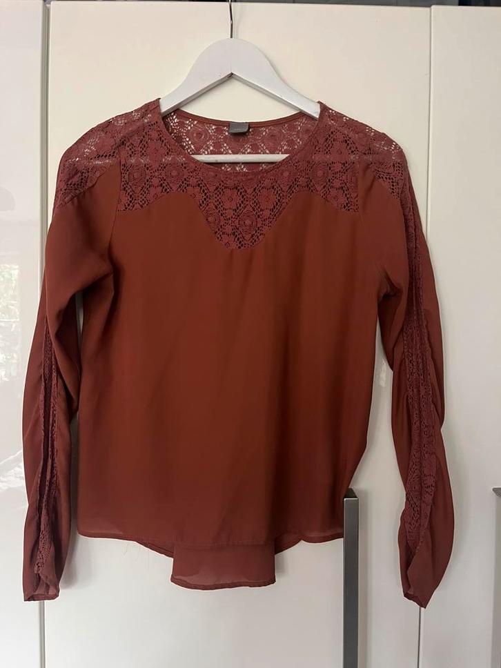 Roestbruine blouse van YAS size S, Kleding | Dames, Blouses en Tunieken, Zo goed als nieuw, Maat 36 (S), Bruin, Ophalen of Verzenden